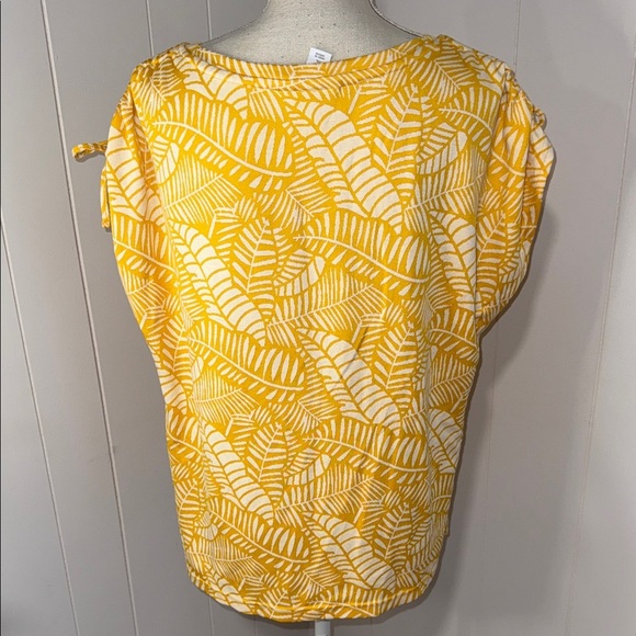 Liz Claiborne Yellow and White Leaf Print Blouse - Picture 3 of 4